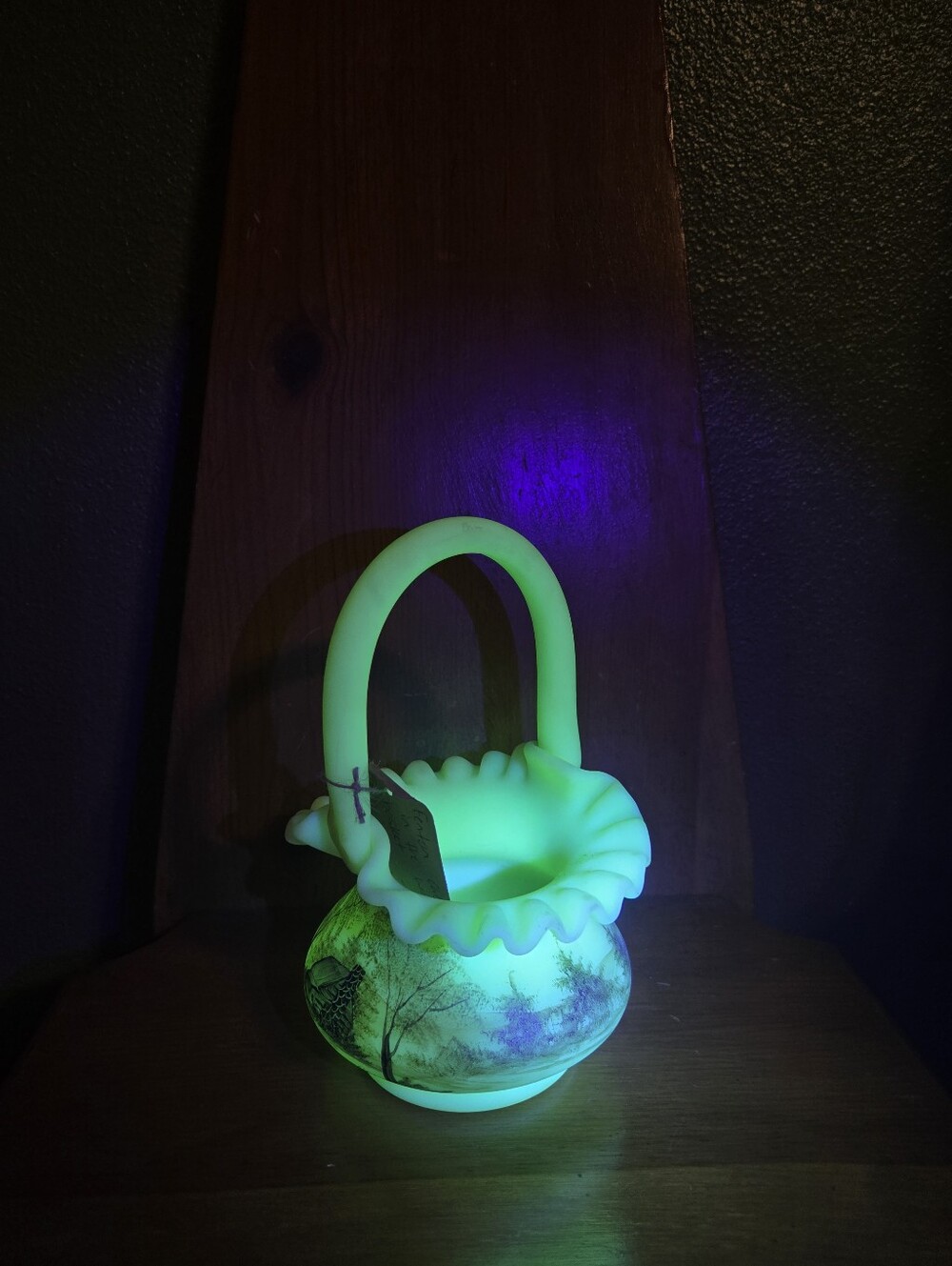 Uranium Fenton Cabin In The Woods Basket